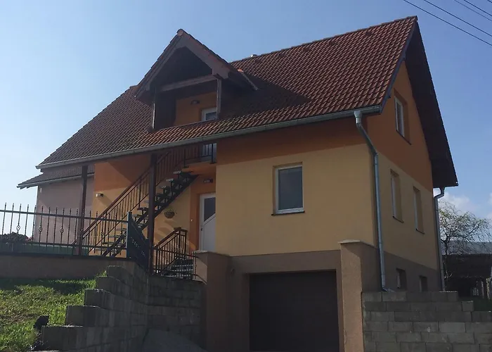 Séjour chez l'habitant Emka